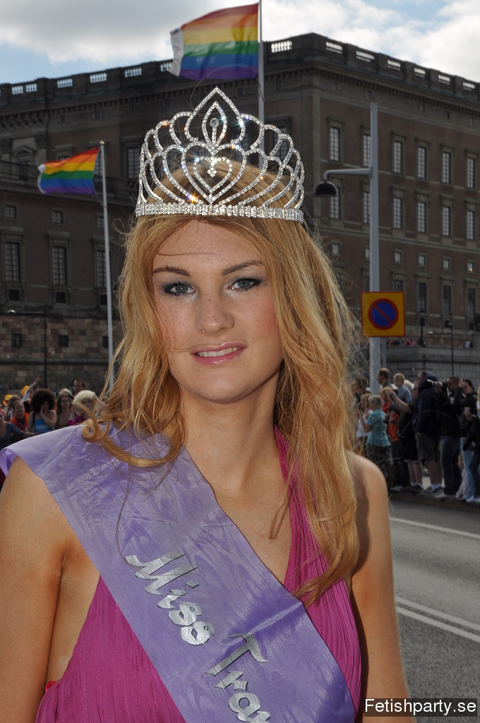 pride paraden stockholm 2010