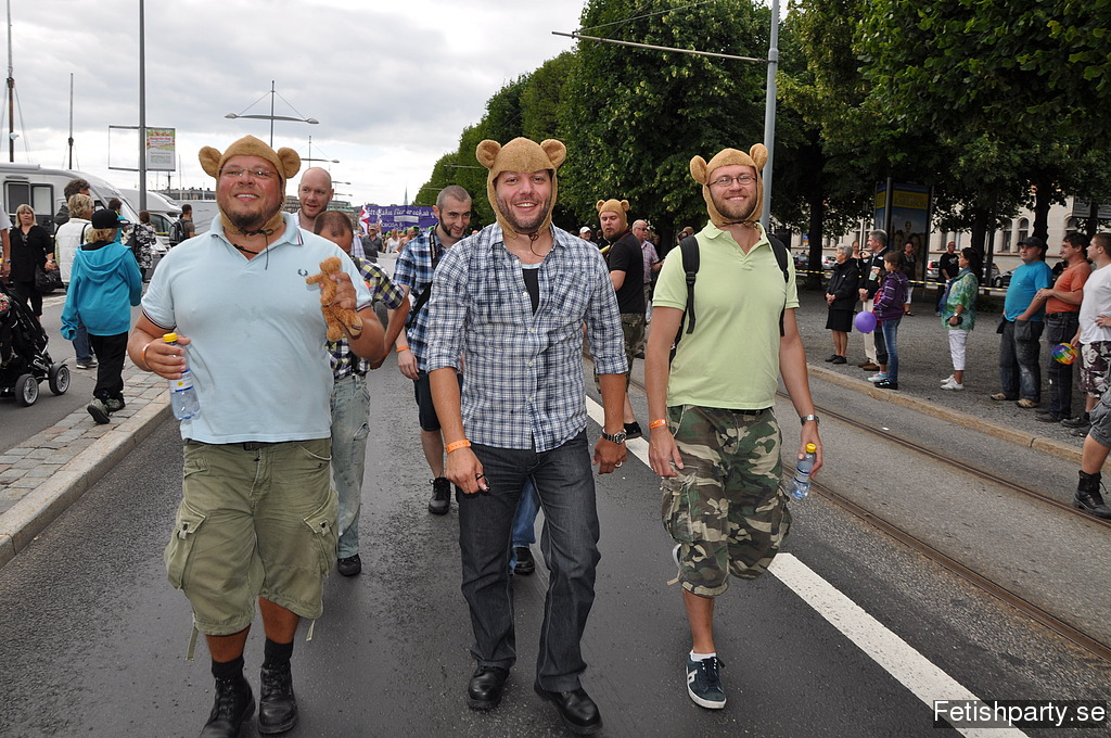 pride paraden stockholm 2010