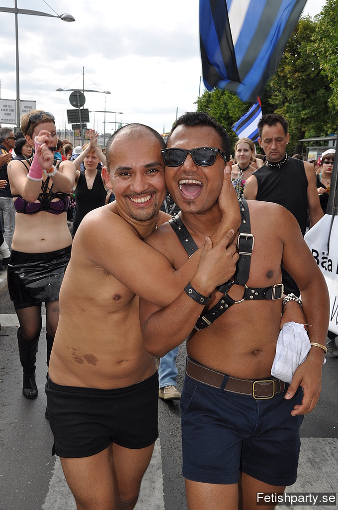 pride paraden stockholm 2010
